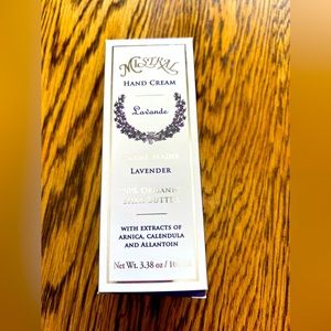 New Mistral lavender hand cream 20% shea butter signature collection 3.38 oz